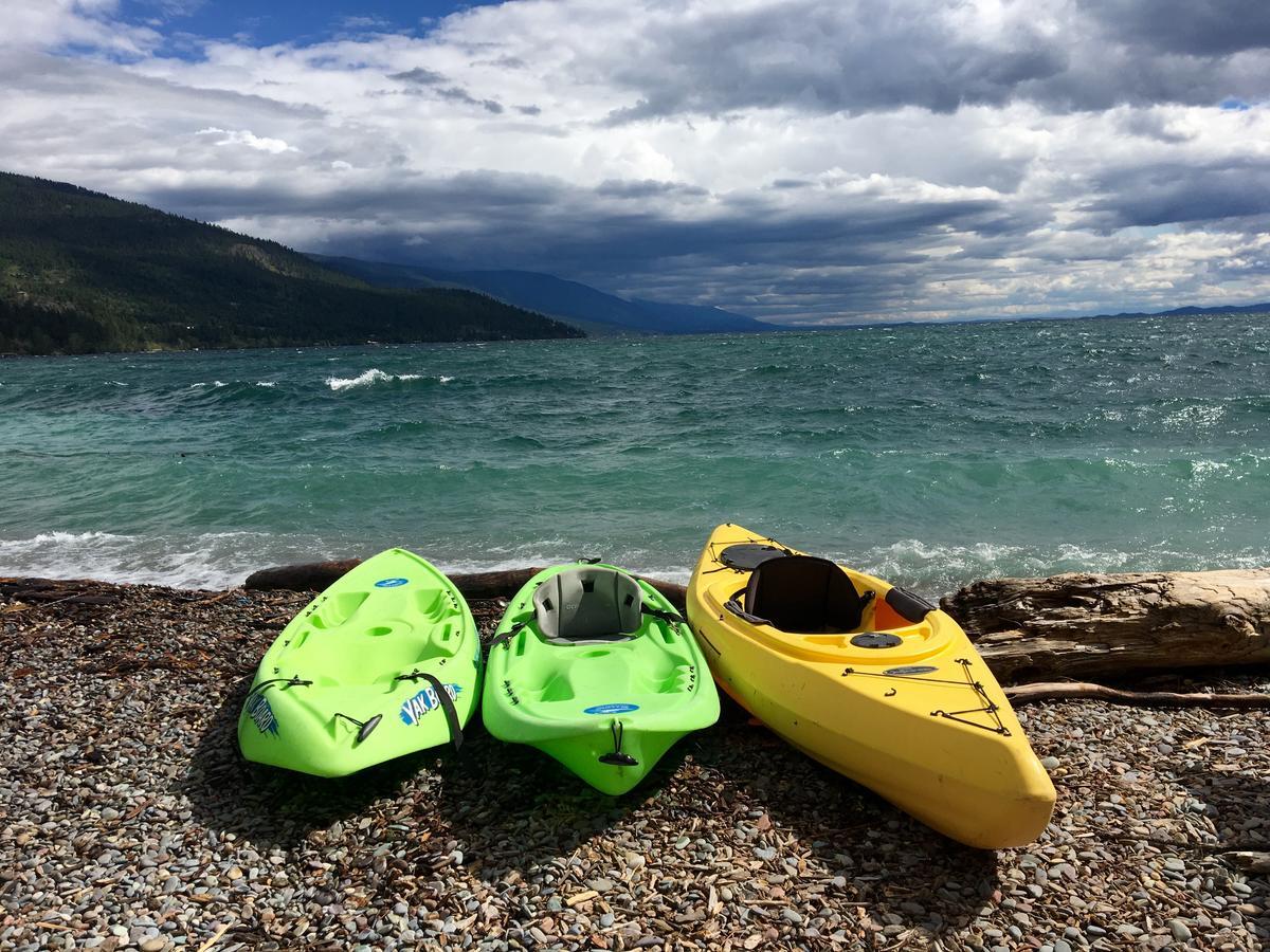 Flathead Lake Resort Woods Bay Buitenkant foto